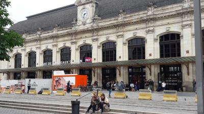 vorm Bahnhof Bordeaux Saint-Jean